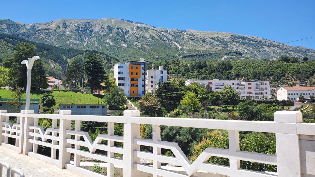 Alvero Hotel Përmet エクステリア 写真