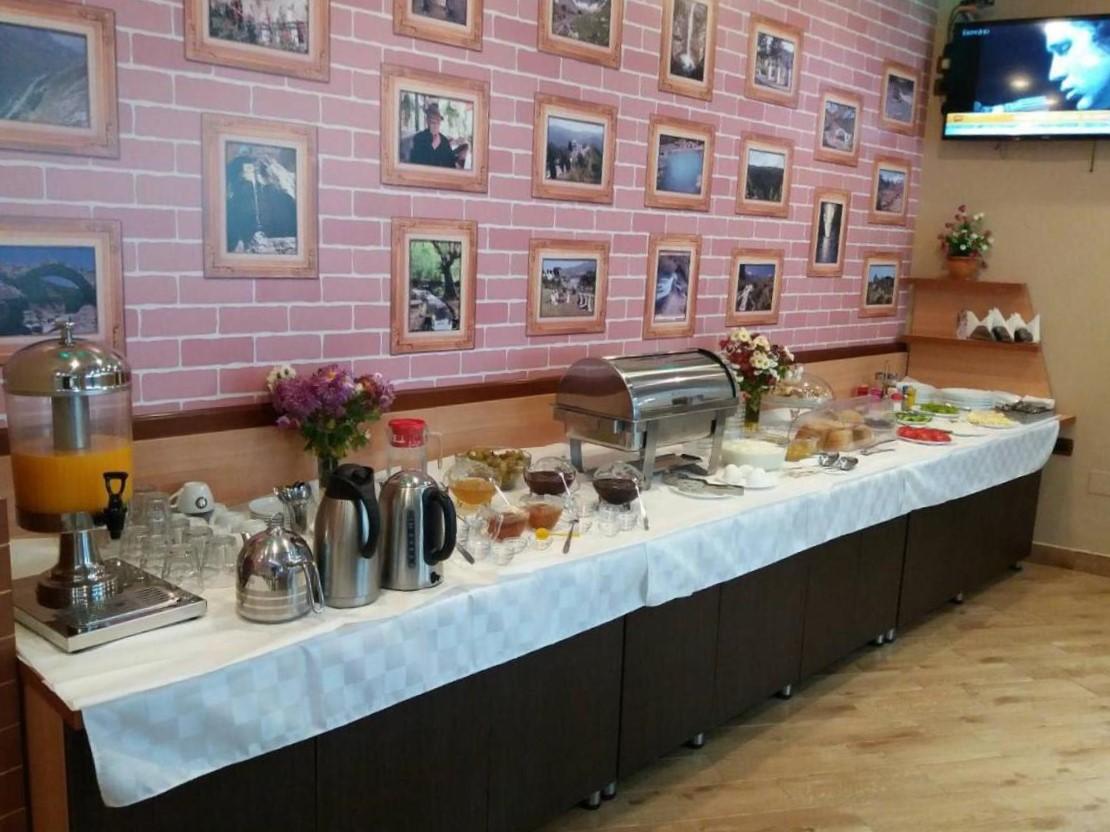 Alvero Hotel Përmet エクステリア 写真